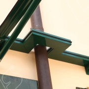 Pensiline in plexiglass