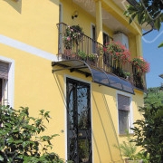 Pensiline in plexiglass