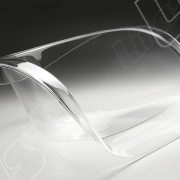 Seduta termoformata in metacrilato trasparente spessore 10 mm con finitura a laser 3D